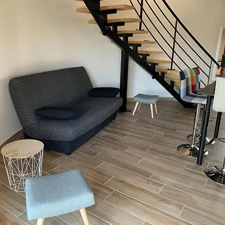 בית נופש Manulau